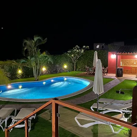 Villamocanes Willa *